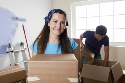 Packing and loading service for Docklands removals