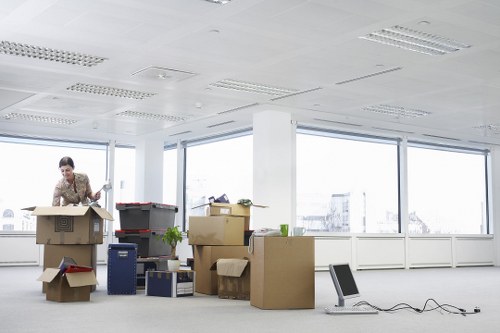 Transparent removals pricing with load-based estimates